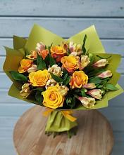 Букет цветов из:  Альстромерии и Розы в Кожино