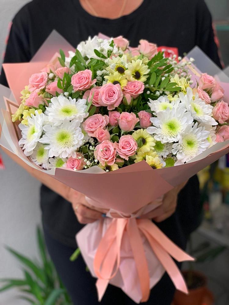 Букет цветов из: Розы и Хризантемы в Кожино