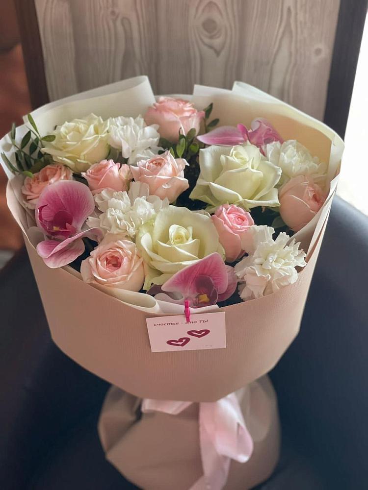 Букет цветов из: Орхидеи, Розы и Гвоздики в Кожино