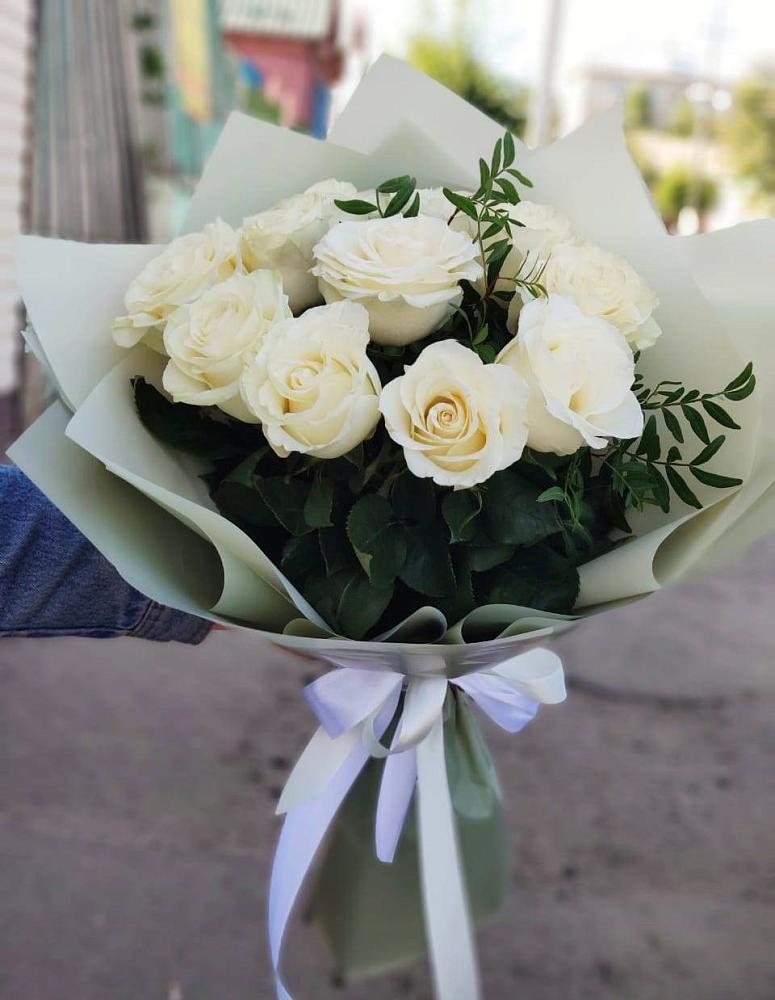 Букет Белые розы Проуд в Кожино