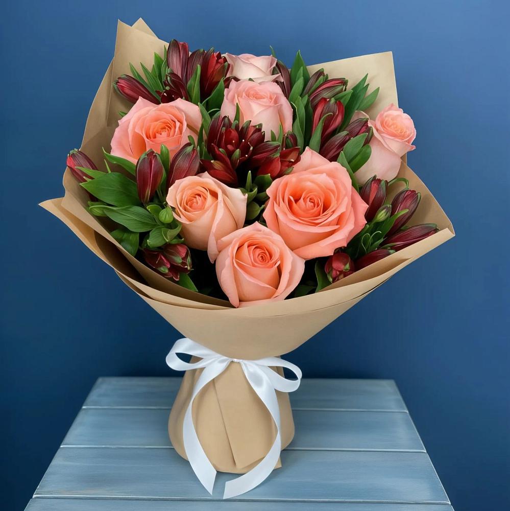 Букет цветов из: Розы и Альстромерии в Кожино