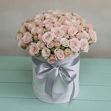 Цветочная композиция из Розы в шляпной коробке в Кожино