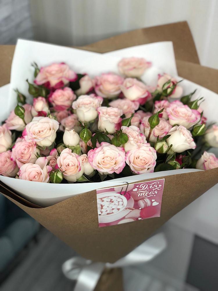 Букет цветов из: Розы в Кожино