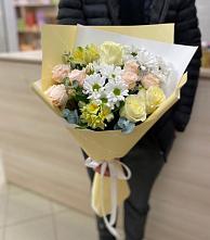 Букет цветов из:  Альстромерии, Розы и Хризантемы в Кожино