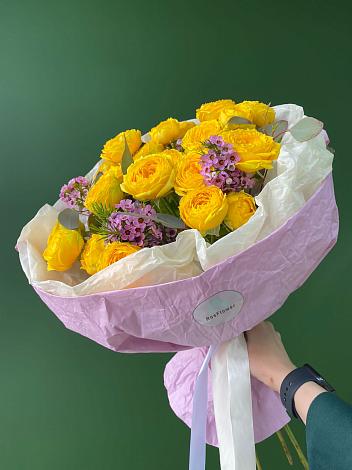 Букет Кустовые желтые розы в Кожино