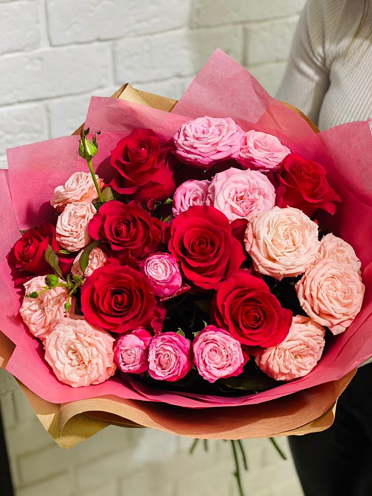 Букет цветов из: Розы в Кожино