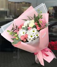 Букет цветов из:  Розы, Лизиантусы и Хризантемы в Кожино