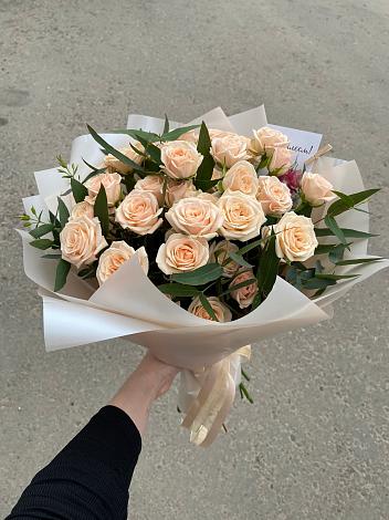 Букет Кремовые розы Латте в Кожино