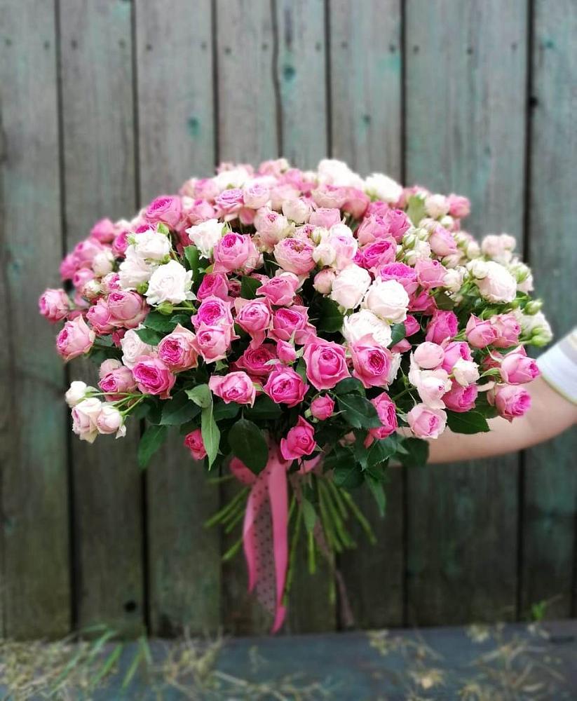 Букет Розовые кустовые розы Натали и Лав Лидия в Кожино