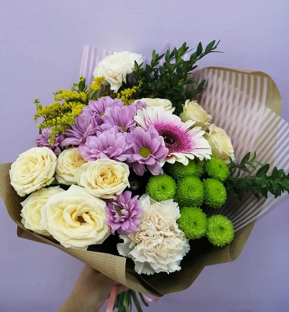 Букет цветов из: Хризантемы, Розы, Гвоздики и Герберы в Кожино