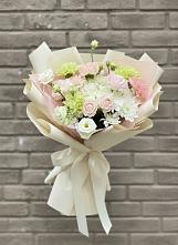 Букет цветов из:  Гвоздики, Розы, Лизиантусы и Хризантемы в Кожино