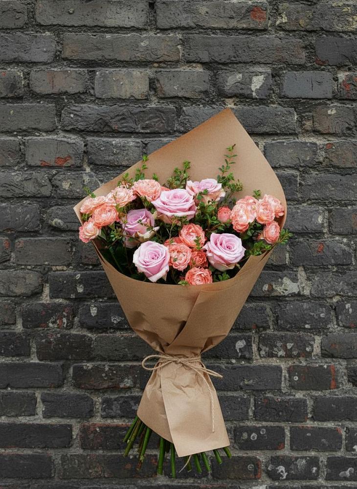 Букет цветов из: Розы в Кожино