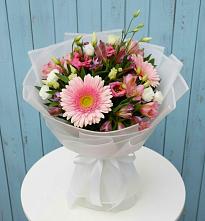 Букет цветов из:  Герберы, Альстромерии и Лизиантусы в Кожино