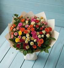 Букет Микс из разноцветных кустовых роз в Кожино